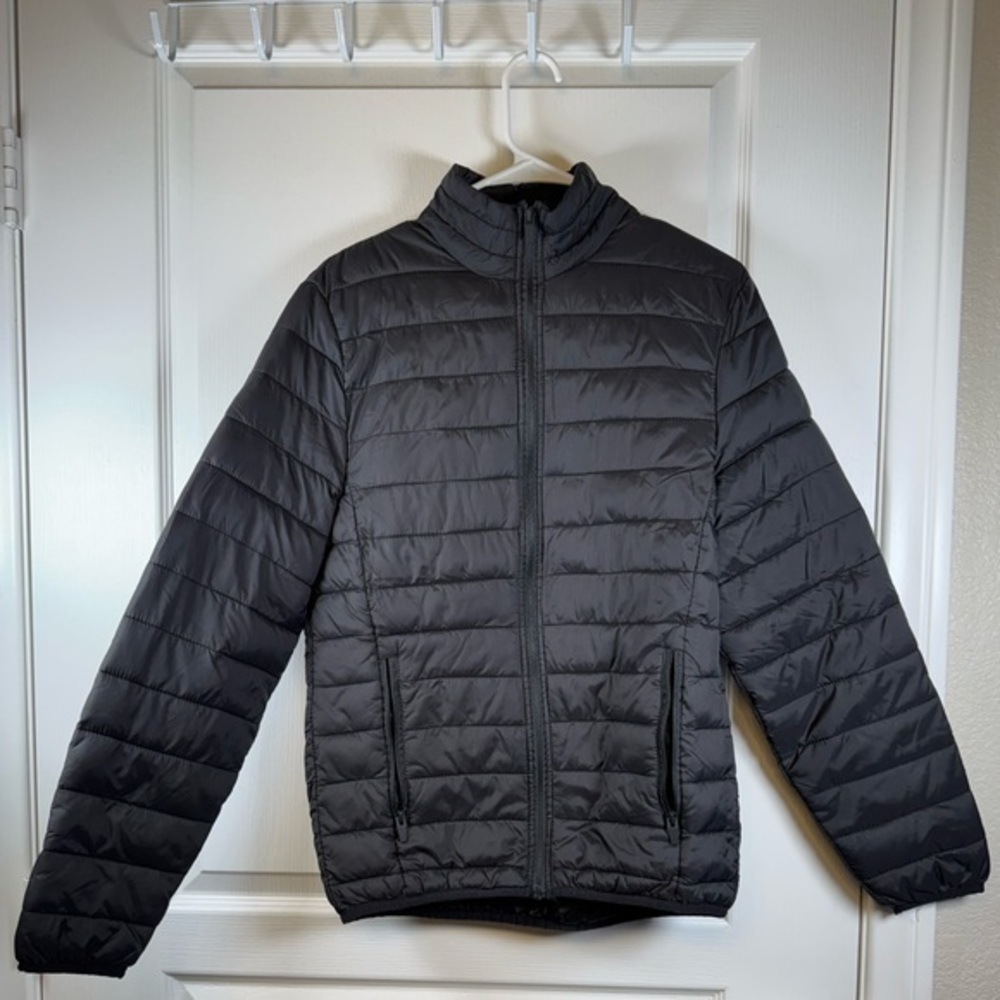 Nova Men Black Puffy Zip Down Jacket Size S/M EUC #2021